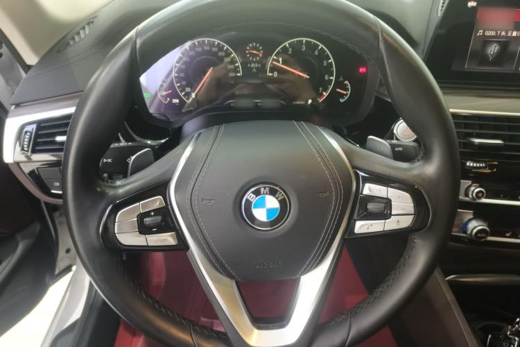 Used BMW 5 Series 2019 Facelifted 530Li Leading Edition Luxury Package Steering Wheel