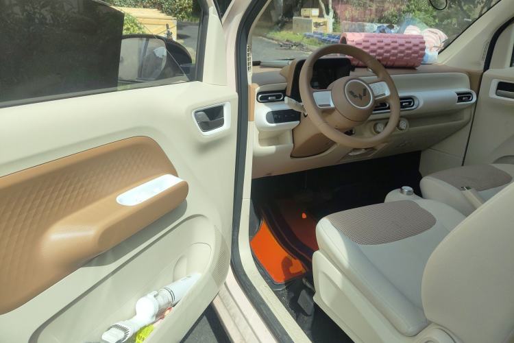 Used Wuling Hongguang MINIEV 2024 3rd Generation 215km Youth Edition
