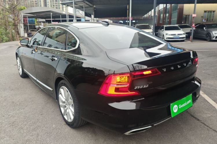 Used Volvo S90 2020 T5 Zhiyi Luxury Edition