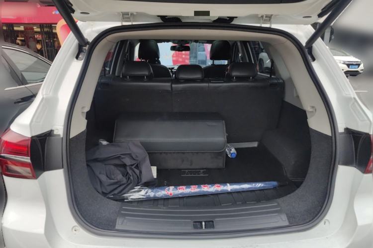 Used Roewe RX5 2018 30T Two-Wheel Drive Automatic Internet Smart Edition
