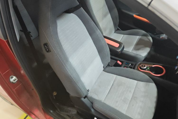 Used Chery QQ Little Ant 2021 150 000 Yuan "Ant Fan" Edition New Ant Cool Version Lithium-Ion Battery