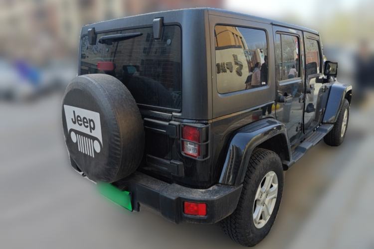 Used Jeep Wrangler 2014 3.0L Sahara Four-Door Edition Rear Right 45 Deg