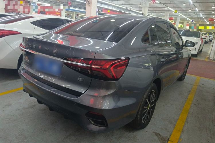 Used Roewe i5 2021 1.5L Manual Platinum Edition
