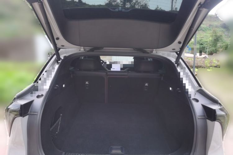 Used HiPhi Y 2023 560 km Pioneer Edition