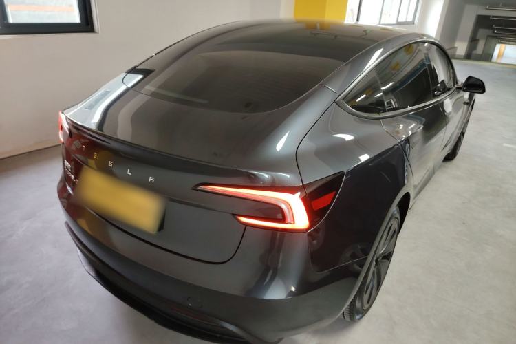 Used Tesla Model 3 2023 Rear-Wheel-Drive Version
