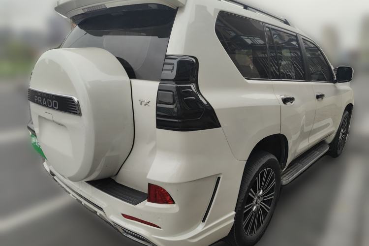 Used Toyota Prado 2018 3.5L Automatic TX-L with Rear-Mounted Spare Tire Rear Right 45 Deg