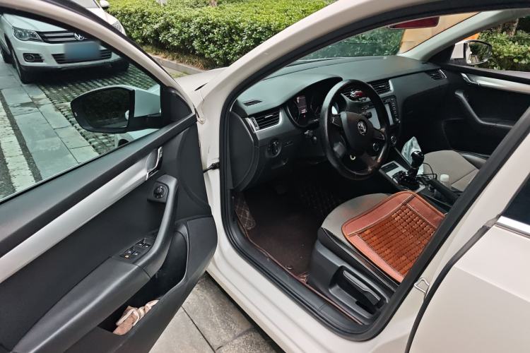 Used Skoda Octavia 2016 1.6L Automatic Chuanxing Edition