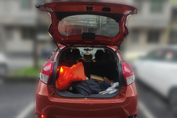 Used Toyota YARiS L Zhi Xuan 2015 1.5G Automatic Orange Limited Edition