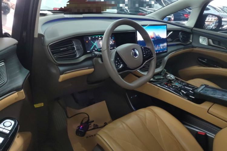 Used Denza D9 2022 DM-i 970 Four-Wheel Drive Flagship Model