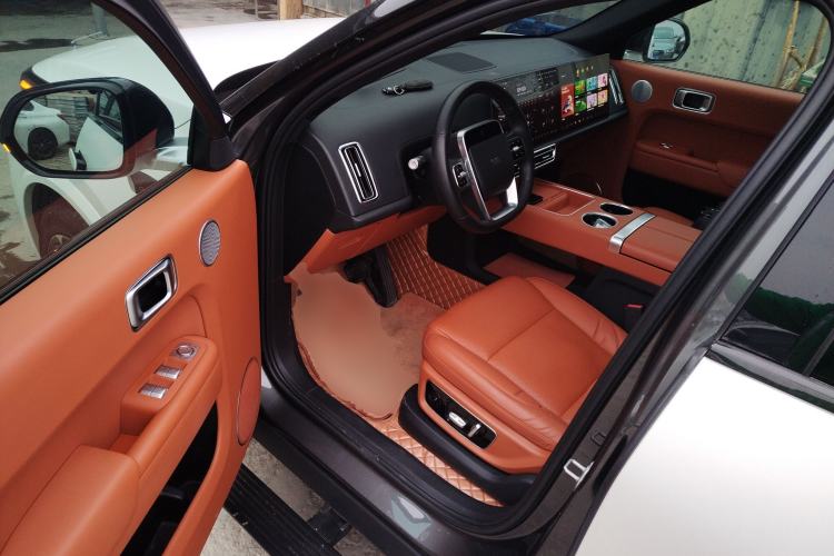 Used Li Auto L9 2022 Max model
