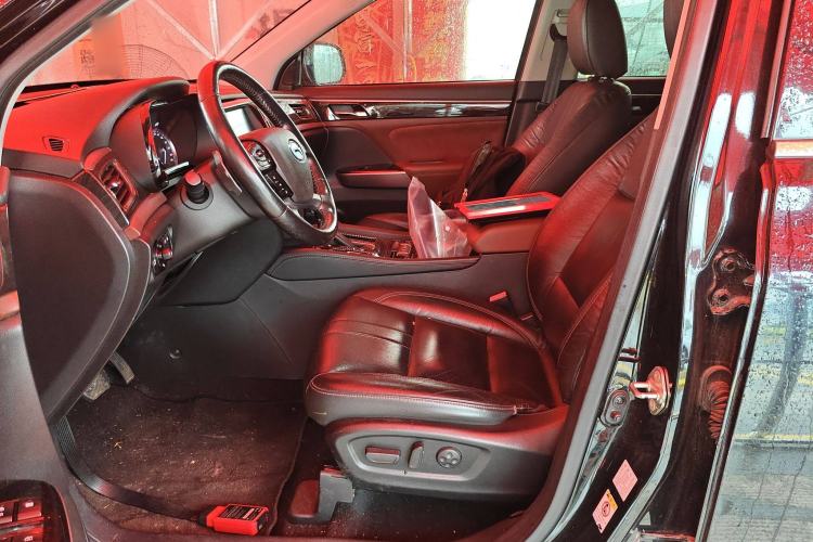 Used GAC Trumpchi GS8 2017 320T Two-Wheel Drive Luxury Smart Connectivity Version (7 Seats)
