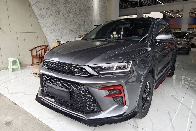 Used SWM Iron Man 2021 1.5T Automatic Golden Edition
