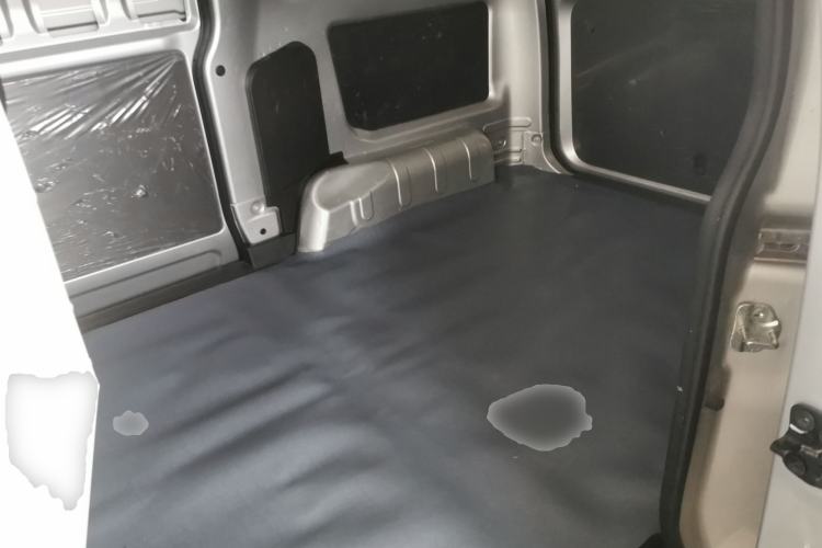 Used Wuling Hongguang V 2022 1.5L Jingqu Edition Enclosed-Window Vehicle with Electric Power Steering LAR
