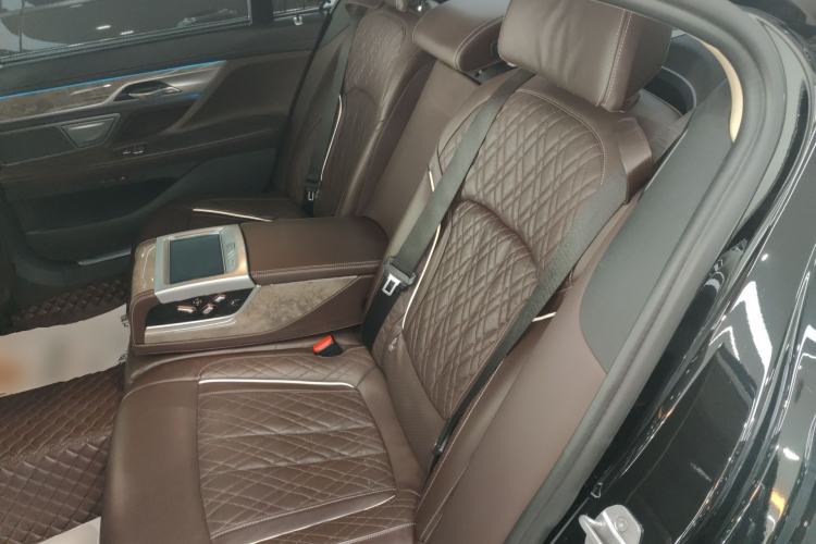 Used BMW 7 Series 2021 740Li Leading Edition Luxury Package