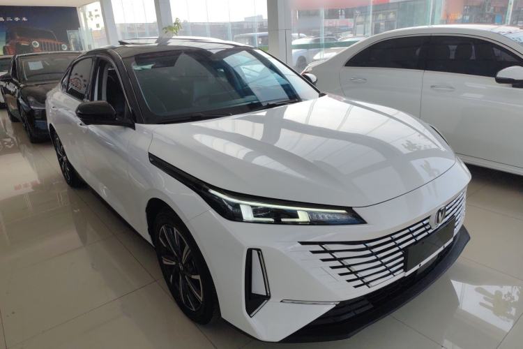 Used CHANGAN Eado 2025 Blue Whale 1.5T 500Bar Prestige Model