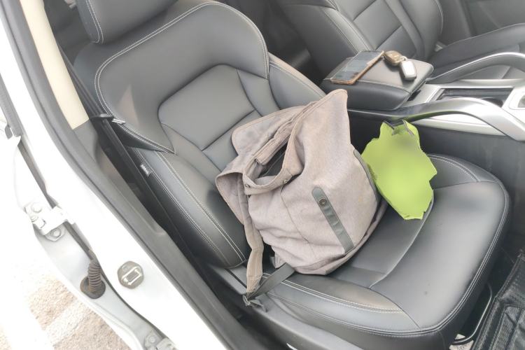 Used Geely Auto Emgrand X7 Sport 2016 1.8TD Automatic Smart Connectivity Version Right Front Seat