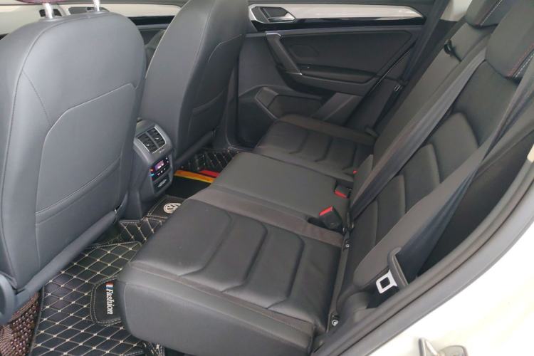 Used Volkswagen Tayron 2022 280TSI Two-Wheel Drive Luxury Smart Connectivity Version Left Rear Seat