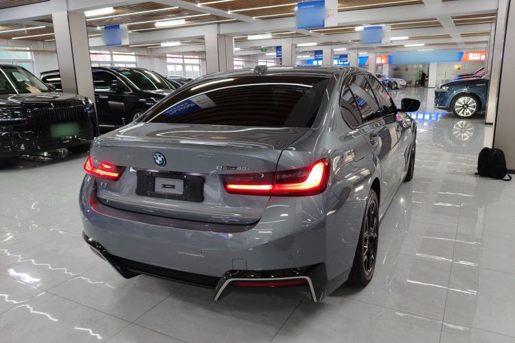 Used BMW i3 2024 eDrive 40 L Midnight Edition
