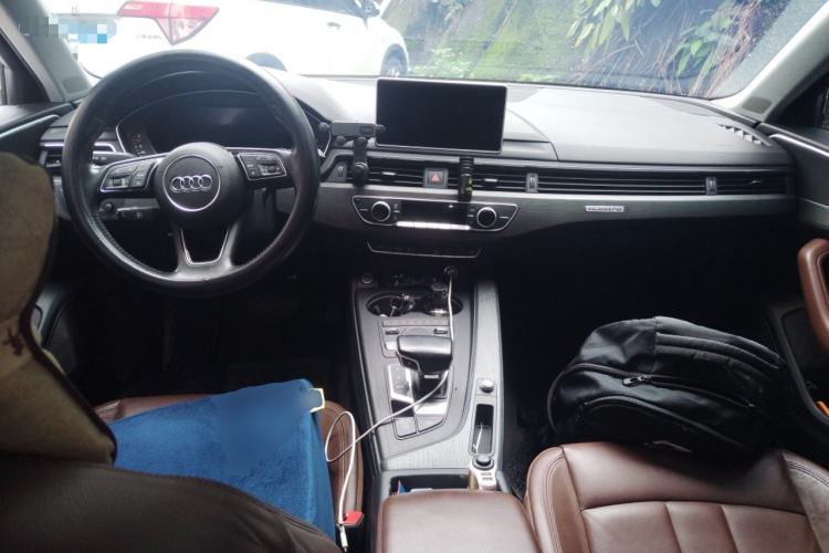 Used Audi A4L 2017 45 TFSI quattro Style Edition Center Console