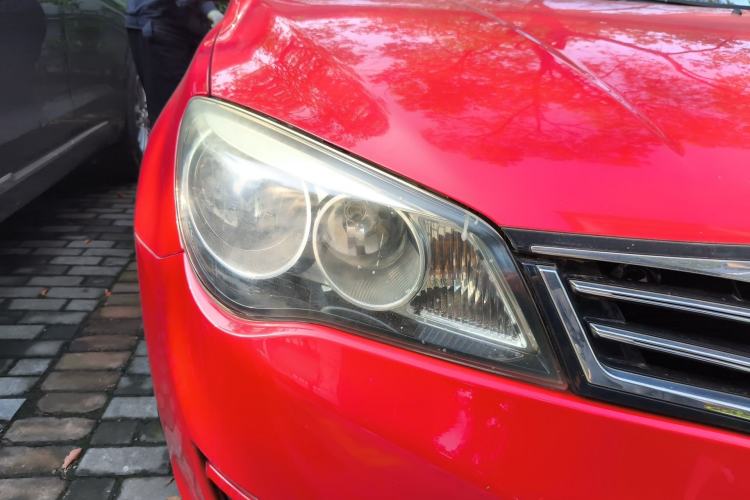 Used Roewe 350 2014 1.5L Manual Xunchi Edition Right Front Headlight