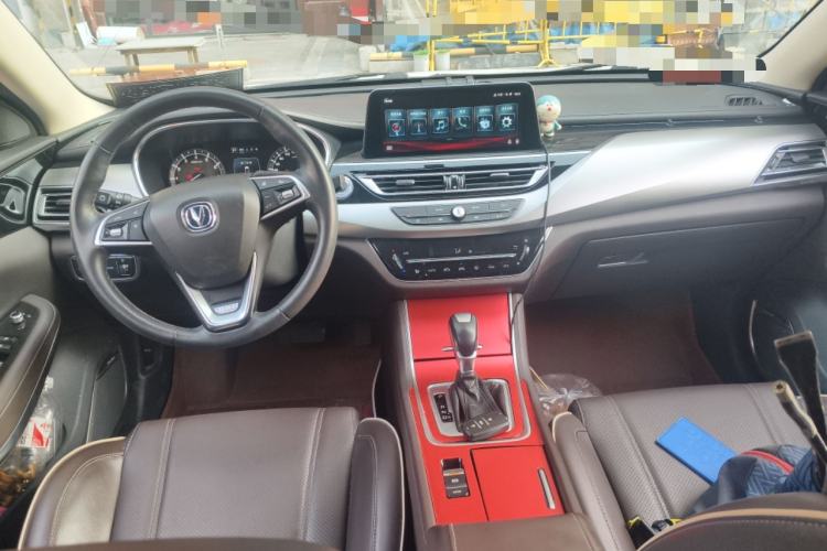 Used CHANGAN Raeton CC 2018 1.5T Automatic Haoya Model China V Standard Center Console