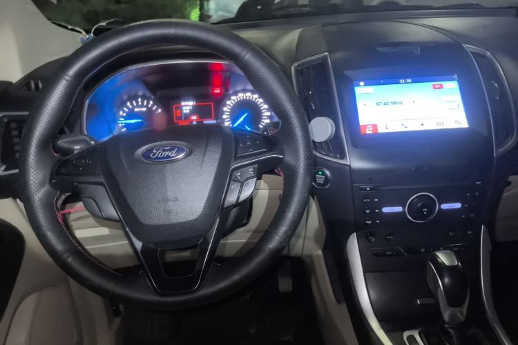 Used Ford Edge 2018 EcoBoost 245 Two-Wheel-Drive Titanium 5-Seater China V Standard
