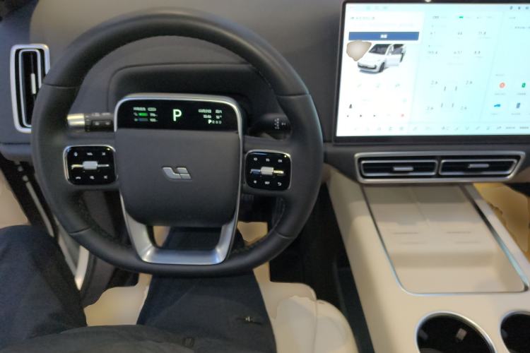 Used Li Auto L9 2025 Ultra Smart Refreshed Edition
