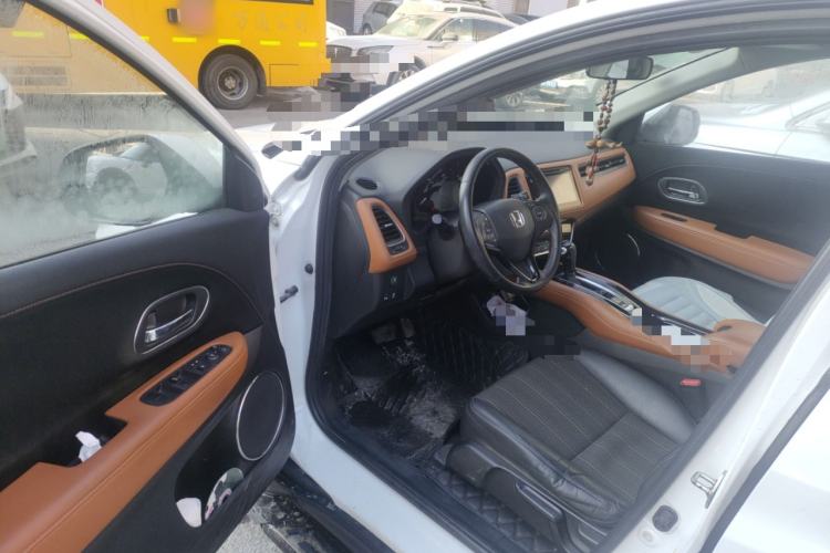 Used Honda Vezel 2015 1.8L CVT 2WD Luxury Model Driver Seat