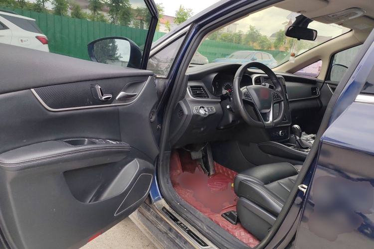 Used BYD Song MAX 2017 1.5T Automatic Smart Connect Prestige 7-Seater
