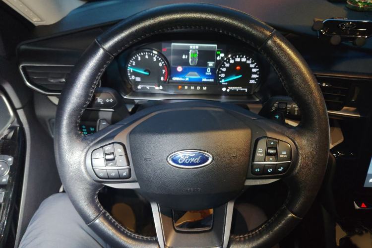 Used Ford Explorer 2020 EcoBoost 285 Four-Wheel Drive Trend Edition 6 Seats Steering Wheel