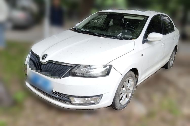 Used Skoda Rapid 2015 1.6L Automatic Smart Selection Model