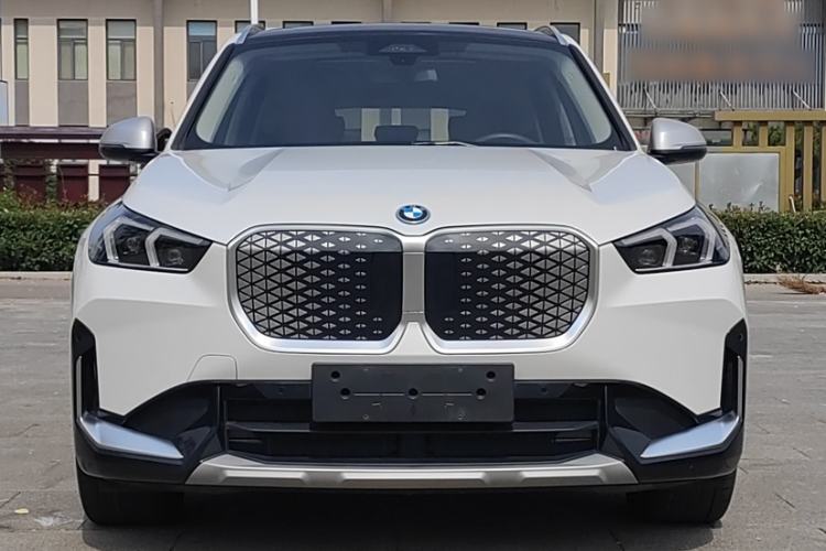 Used BMW iX1 2023 xDrive30L X Design Package
