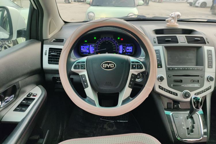 Used BYD S6 2014 2.4L Automatic Prestige 5-Seater