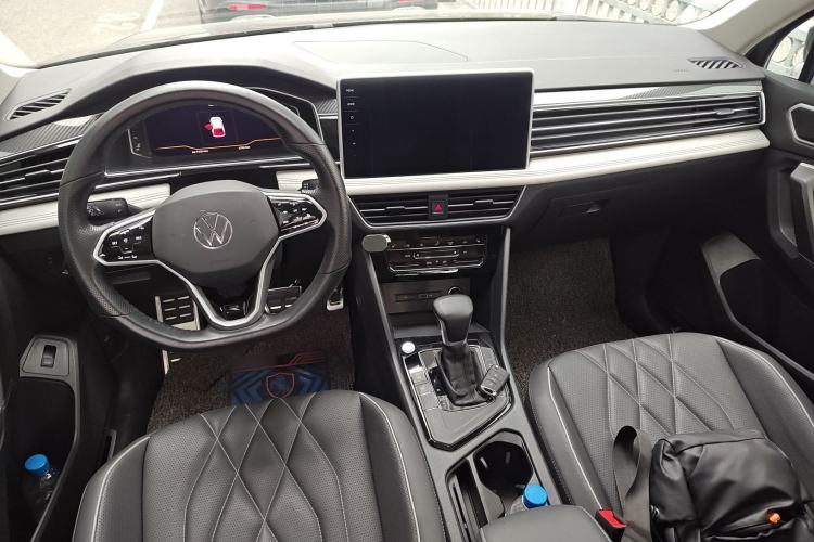 Used Volkswagen Tiguan L 2022 330TSI Automatic Two-Wheel Drive R-Line Enhanced Edition
