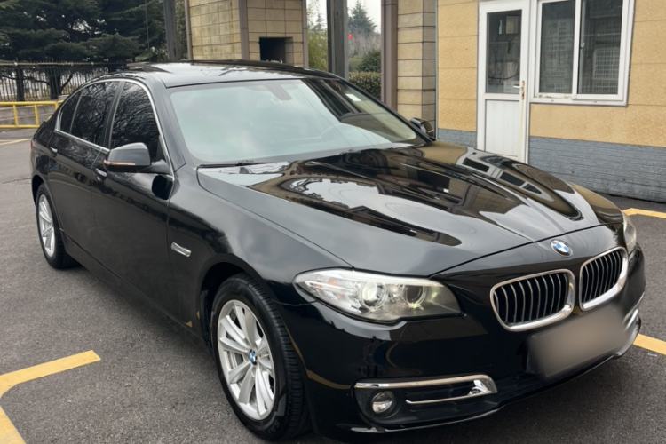 Used BMW 5 Series 2014 520Li Elegant Model
