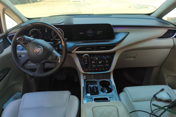 Used Buick GL8 2022 ES Landtrek 653T Comfort Edition