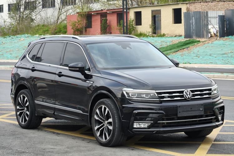 Used Volkswagen Tiguan L 2017 330TSI Automatic Two-Wheel Drive Luxury Edition
