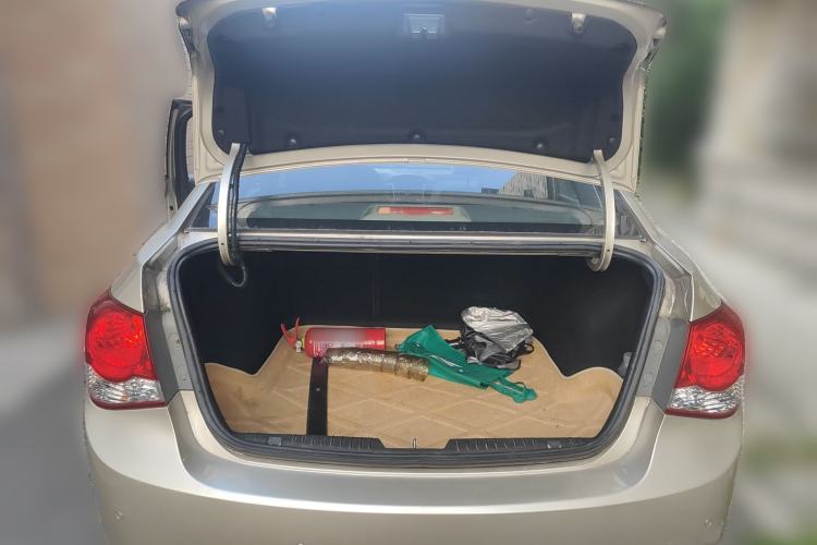 Used Chevrolet Cruze 2013 1.6L SE MT
