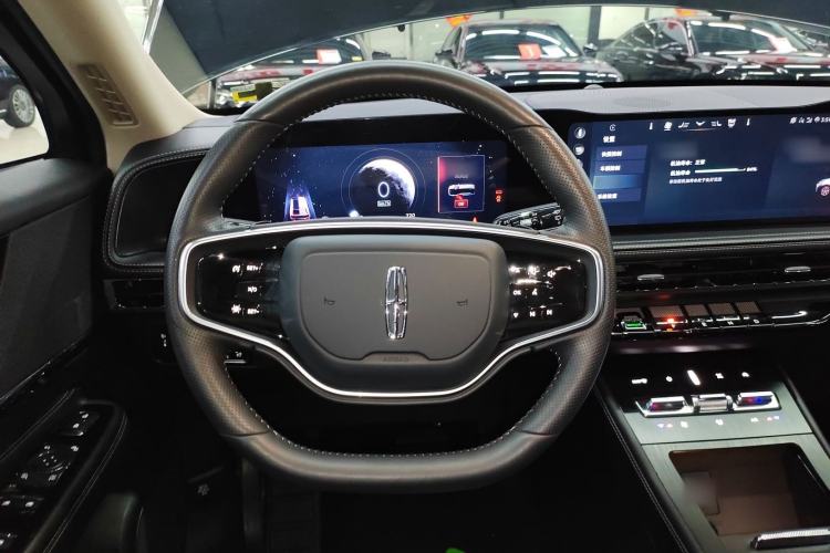 Used Lincoln Corsair 2024 2.0T Two-Wheel Drive Deluxe Edition