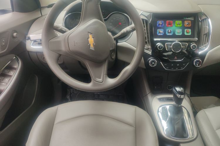 Used Chevrolet Cruze 2015 1.5L Automatic Fashion Navigation Edition