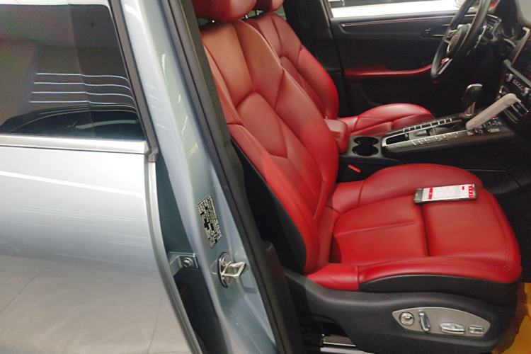 Used Porsche Macan 2021 Macan 2.0T