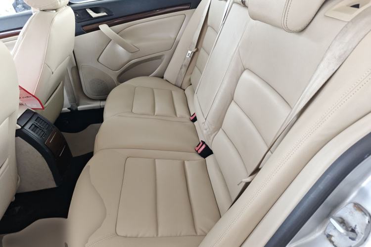 Used Skoda Octavia 2012 1.6L Automatic Yijun Edition Left Rear Seat