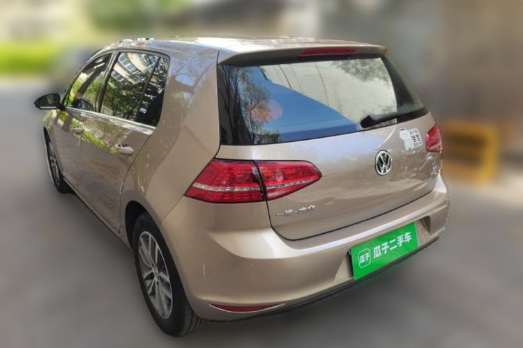 Used Volkswagen Golf 2016 230TSI Automatic Luxury Version Rear Left 45 Deg