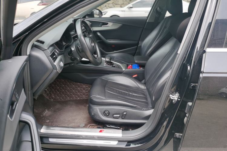 Used Audi A4L 2018 30th Anniversary Edition 40 TFSI Trendy Model Driver Seat