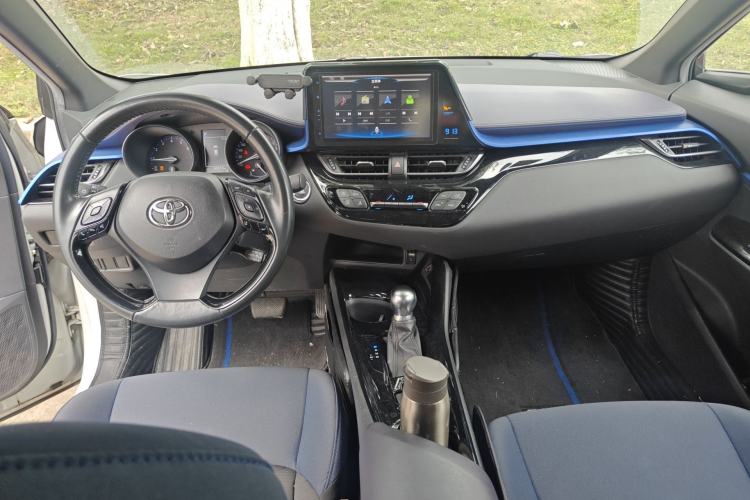 Used Toyota C-HR 2018 2.0L Luxury Edition China V Standard