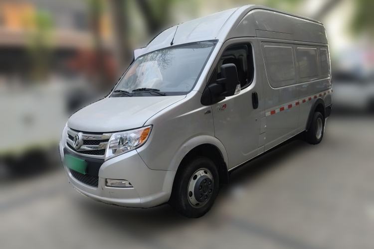 Used Dongfeng Yufeng 2021 2.4T Rear-Drive Van Long Wheelbase High Roof Dual Rear Tires 3-Seater China VI Emission Standard YCY24140-60