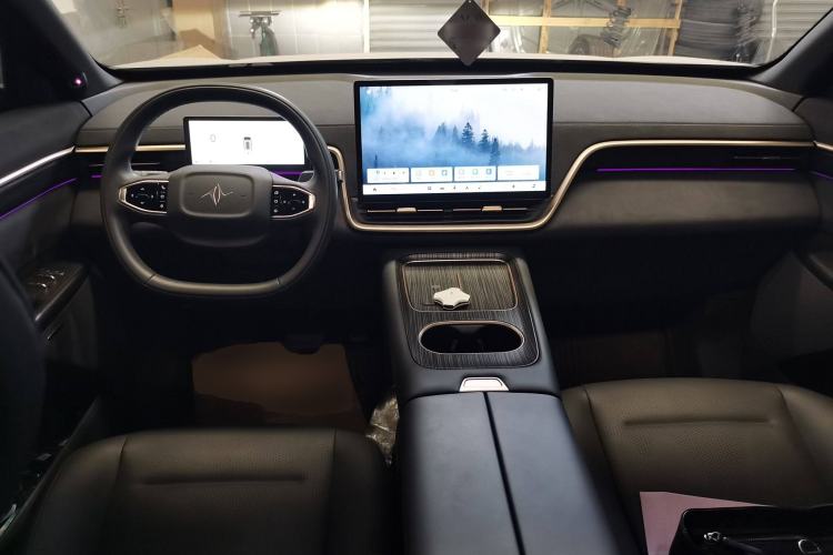 Used Dongfeng eπ eπ008 2024 210Max Range-Extended Version 6 Seats