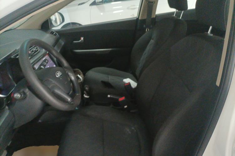 Used Kia K2 2015 Sedan 1.4L MT GLS Left Front Seat