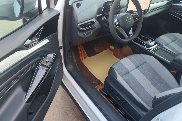 Used Volkswagen ID.4 CROZZ 2025 Pure Edition