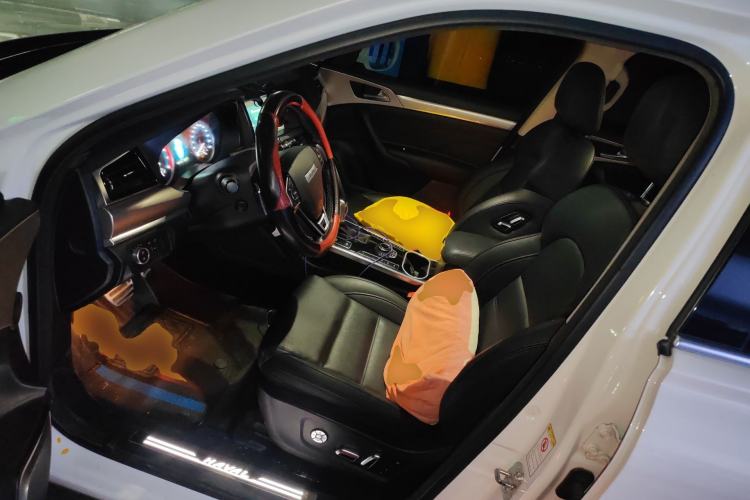 Used Haval H7 2017 Red-Label H7L 2.0T Automatic Luxury Model Left Front Seat